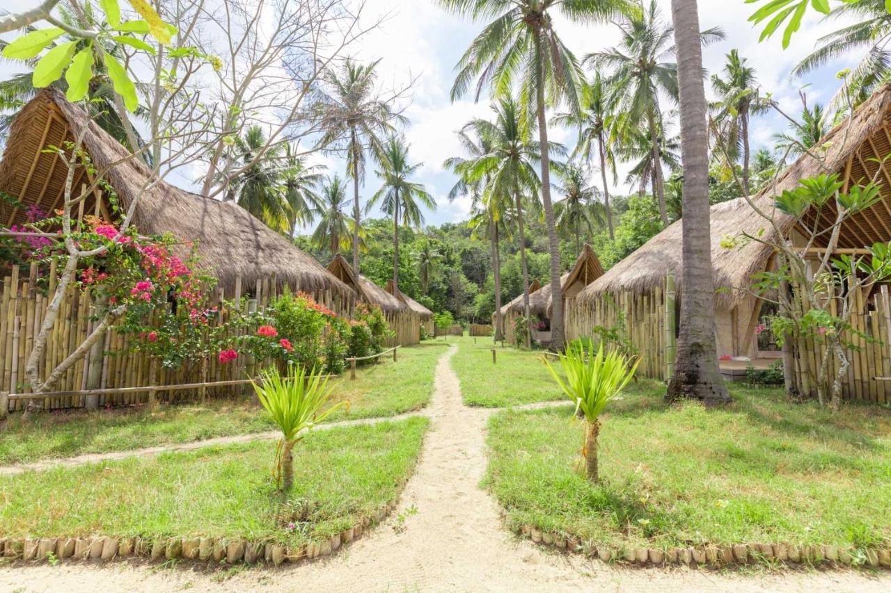 Amahelia Luxury Resort & Restaurant - กิลิอาซาฮาน ภายนอก รูปภาพ