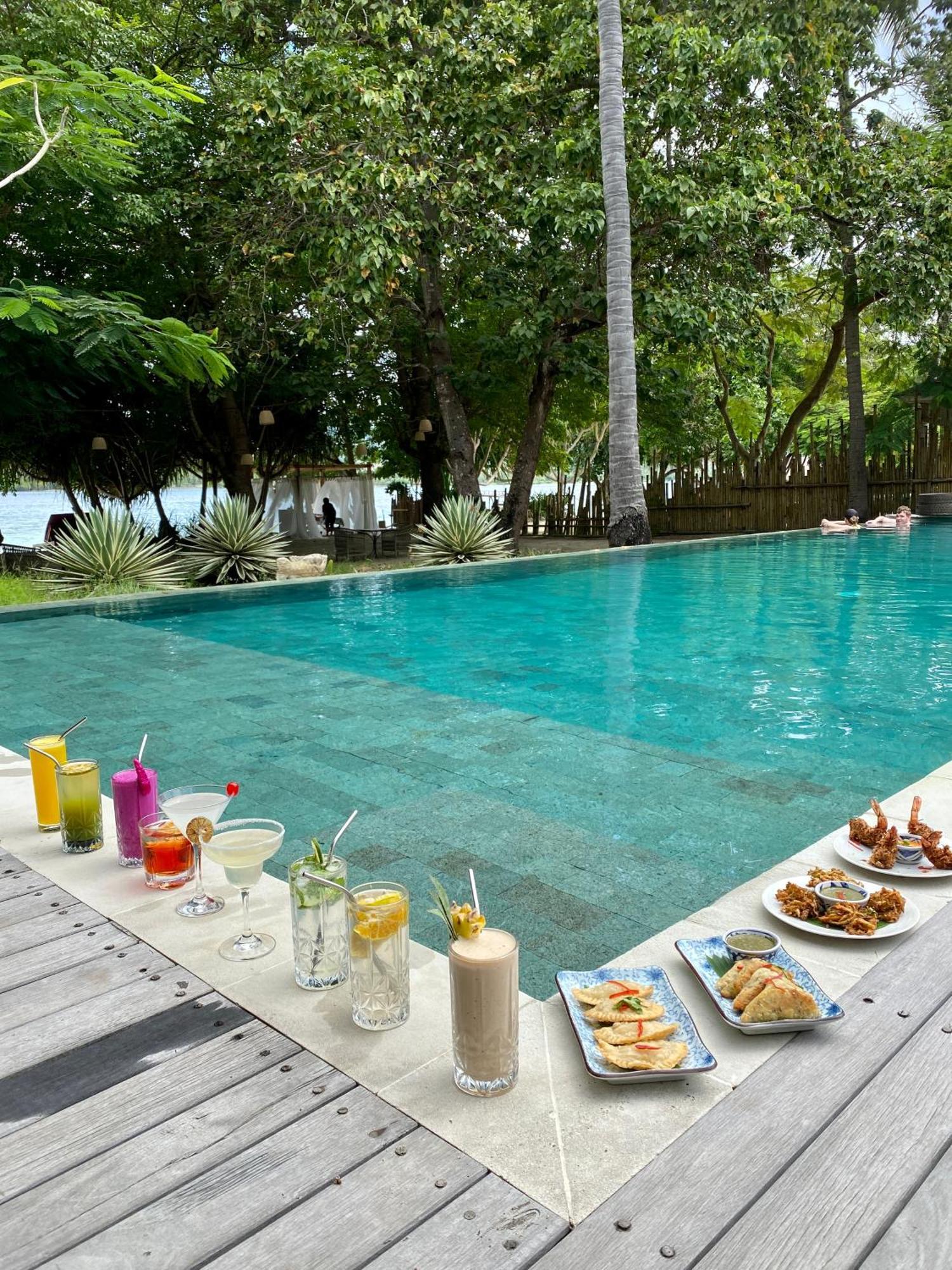 Amahelia Luxury Resort & Restaurant - กิลิอาซาฮาน ภายนอก รูปภาพ